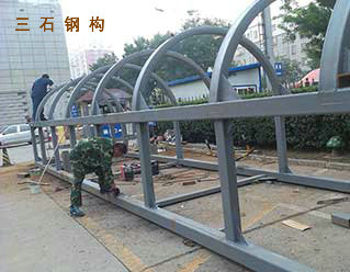 弧形鋼結(jié)構電梯井